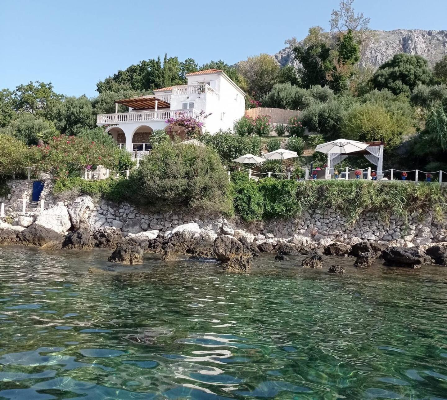 Villa Leonardo Mlini Buitenkant foto